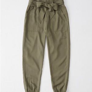Abercrombie Paperbag/Drapey Joggers